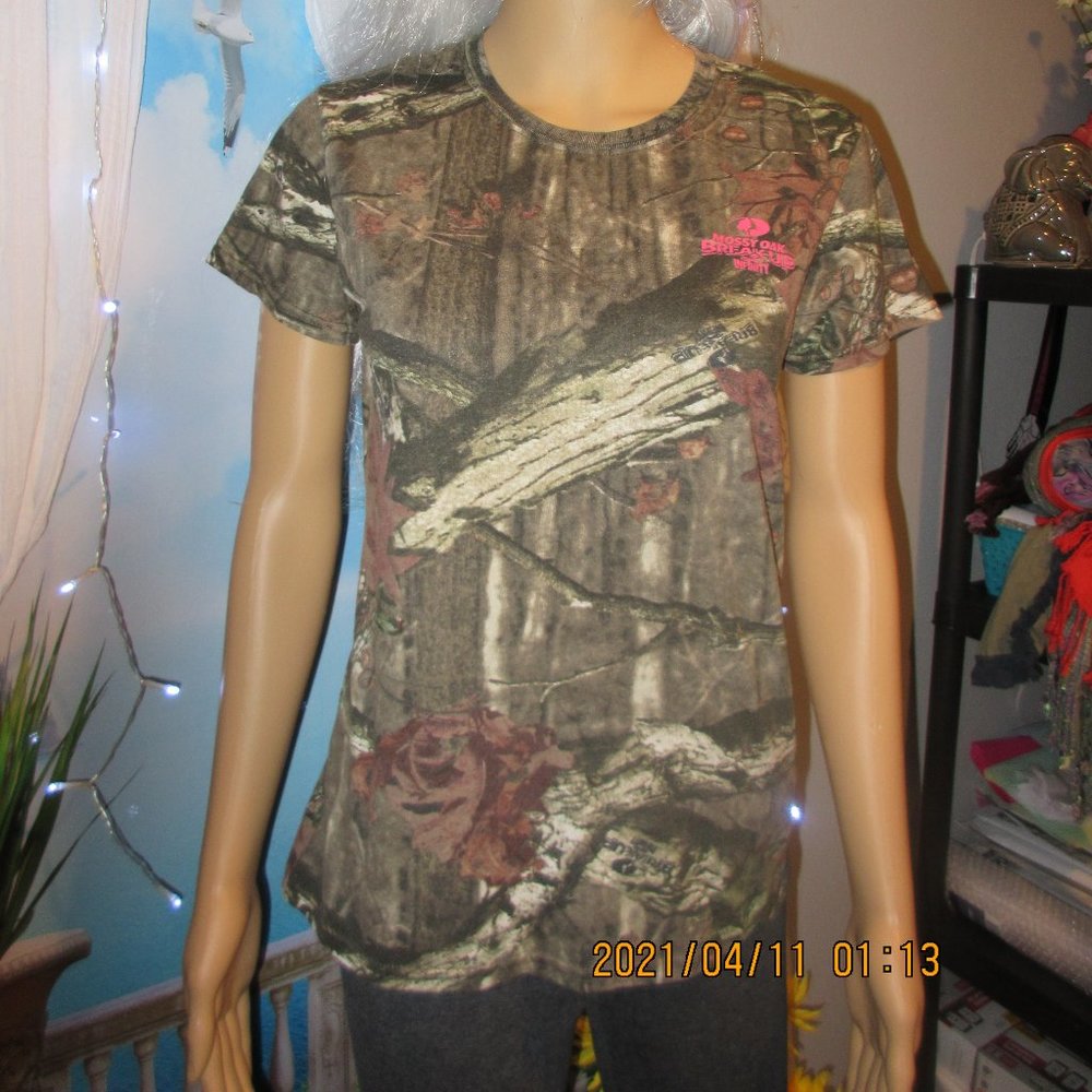 Ladies/Junior's Mossy Oak Tee
